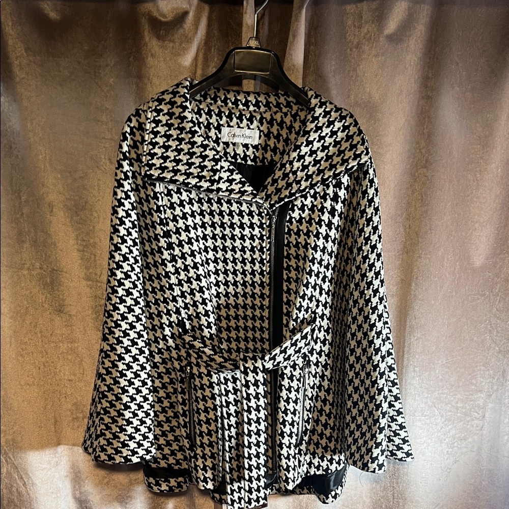 Calvin Klein Chic Belted Houndstooth Cape Coat with Zip Closure Size L/XL - Picture 9 of 14